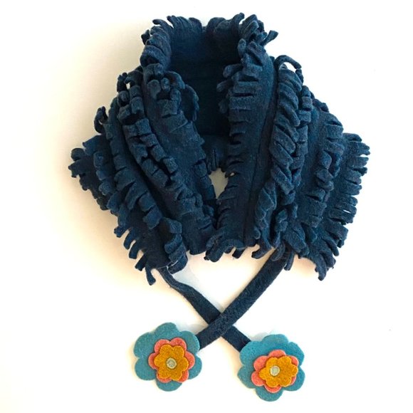 Sarah Bird Handmade Felt Scarf Made in Austin, Texas - Picture 1 of 4